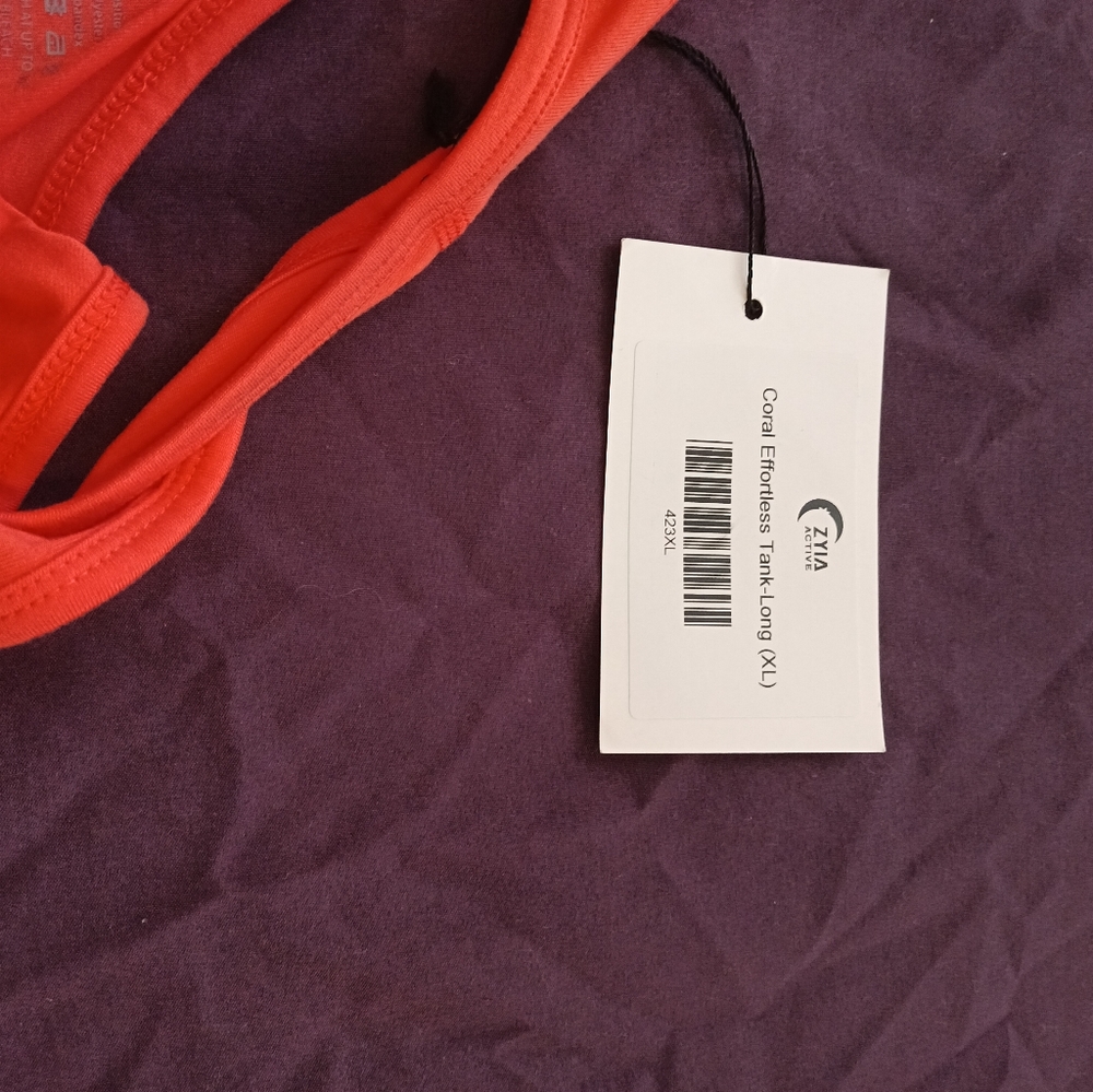 Zyia Coral effortless tank